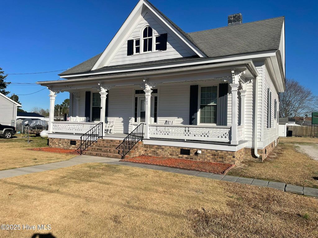 Photo of 405 E Center Street, Black Creek, NC 27813 (MLS # 100545149)