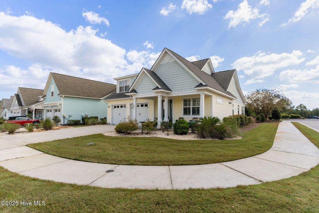 Photo of 3215 Bay Winds Drive, Southport, NC 28461 (MLS # 100534405)