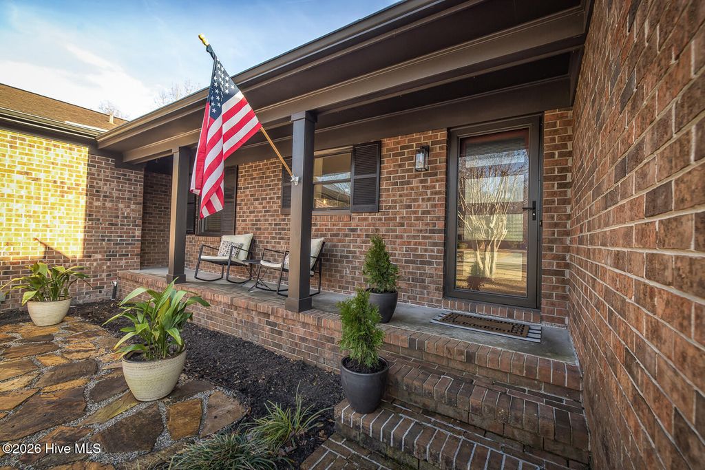 Photo of 237 Jeb Stuart Drive, Wilmington, NC 28412 (MLS # 100553040)