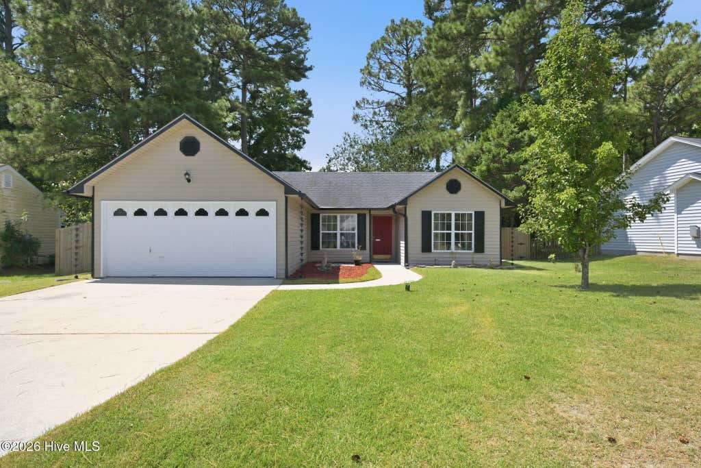 Photo of 3429 Preakness Place, New Bern, NC 28562 (MLS # 100597927)