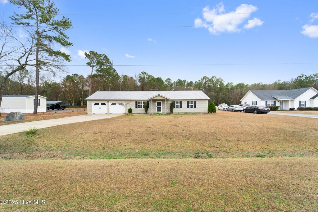 Photo of 282 Faison W Mcgowan Road, Kenansville, NC 28349 (MLS # 100546961)