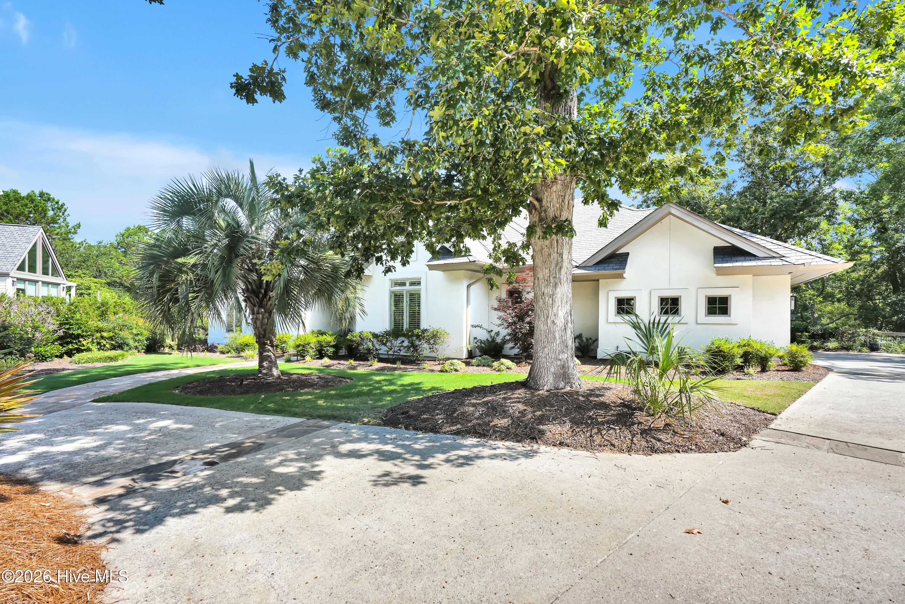 801 Oyster Landing