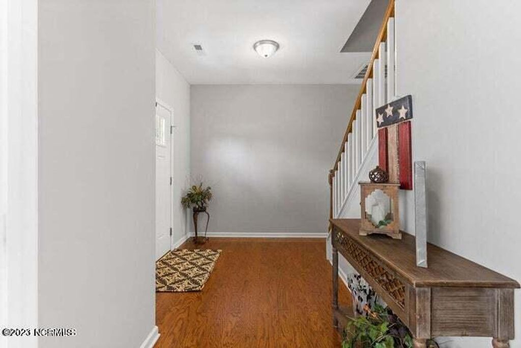 Photo of 135 Regatta Way, Sneads Ferry, NC 28460 (MLS # 100556108)