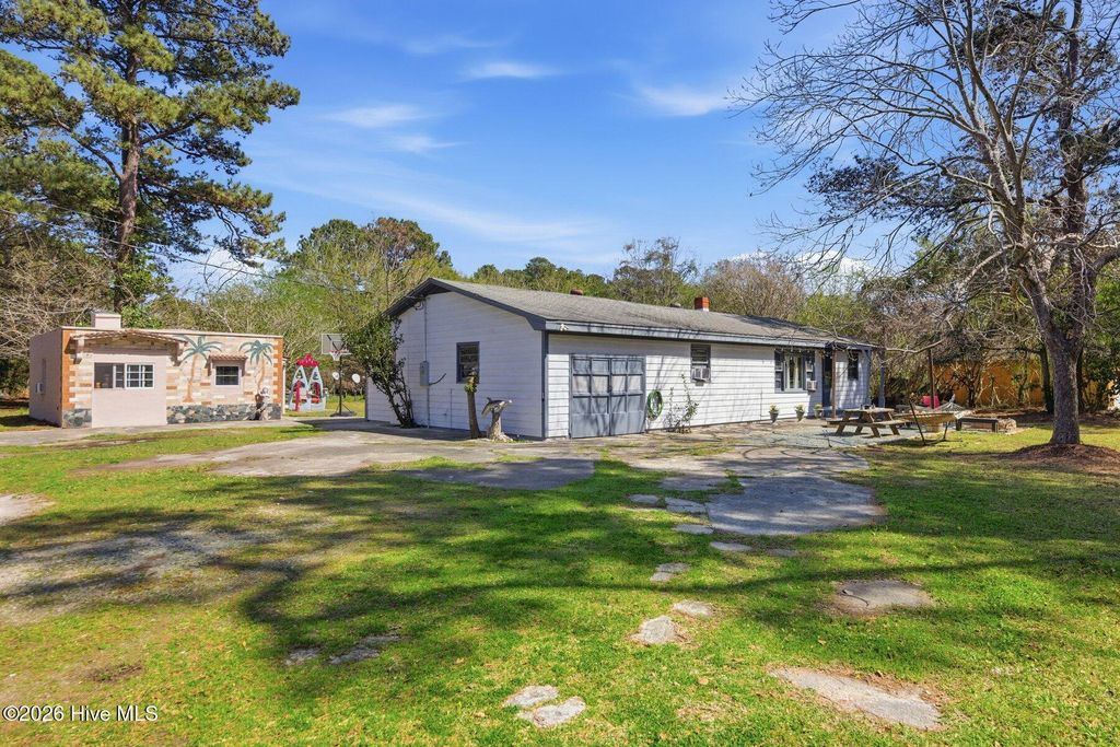 Photo of 2006 Oakley Road, Castle Hayne, NC 28429 (MLS # 100562175)