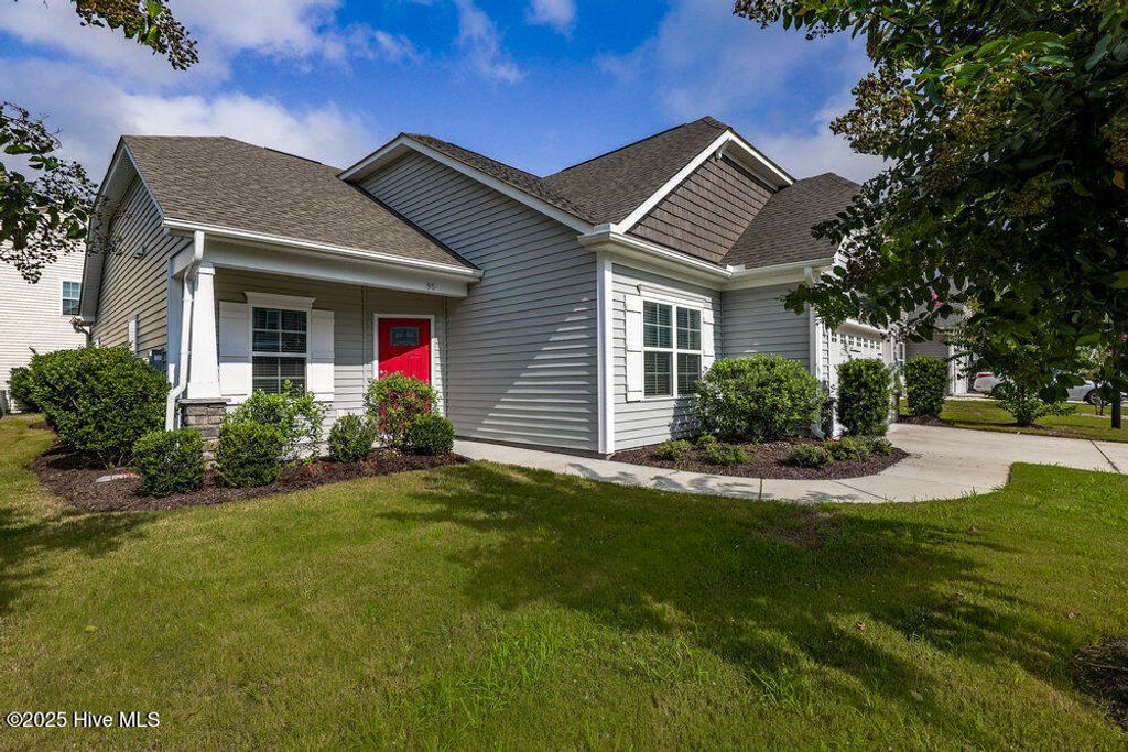 Photo of 95 Collins Way, Hampstead, NC 28443 (MLS # 100512692)