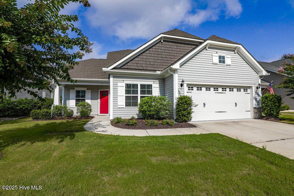 Photo of 95 Collins Way, Hampstead, NC 28443 (MLS # 100512692)