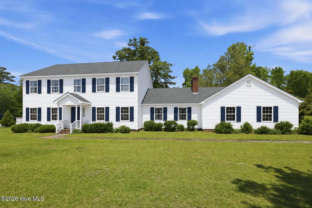 Photo of 2604 One Iron Street, Morehead City, NC 28557 (MLS # 100575330)