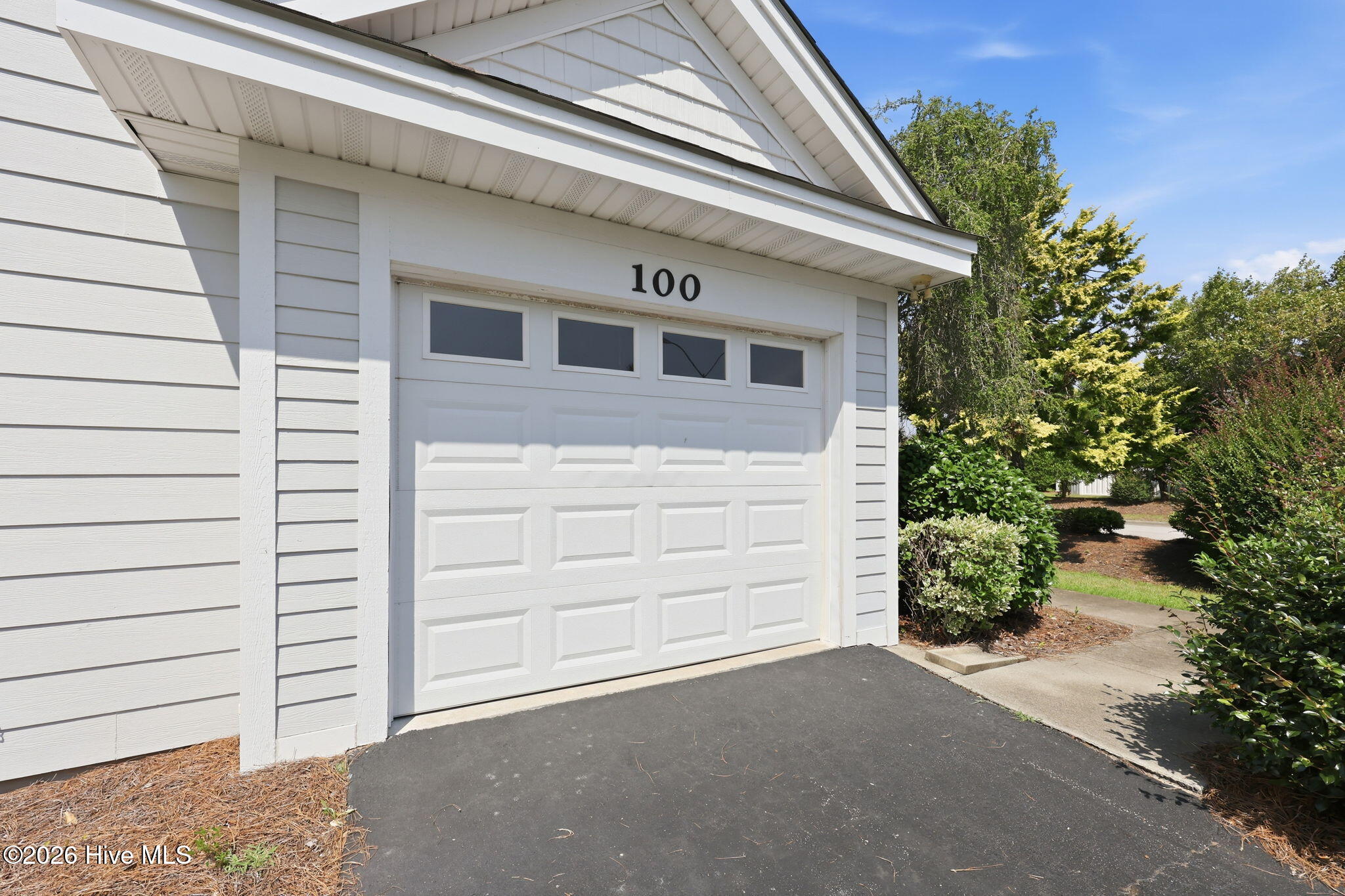 100 Jasmine Court