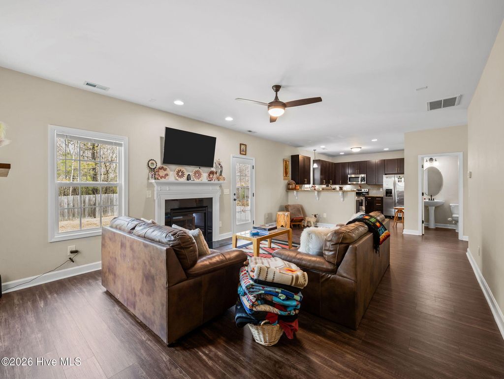 Photo of 130 Mittams Point Drive, Jacksonville, NC 28546 (MLS # 100562317)