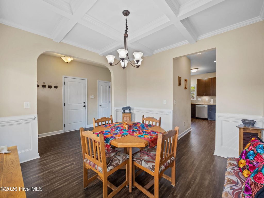 Photo of 130 Mittams Point Drive, Jacksonville, NC 28546 (MLS # 100562317)