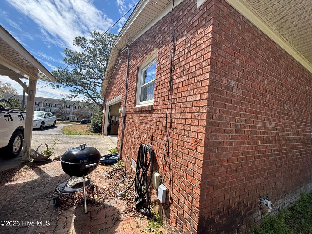 Photo of 3381 E 10th Street, Greenville, NC 27858 (MLS # 100563075)