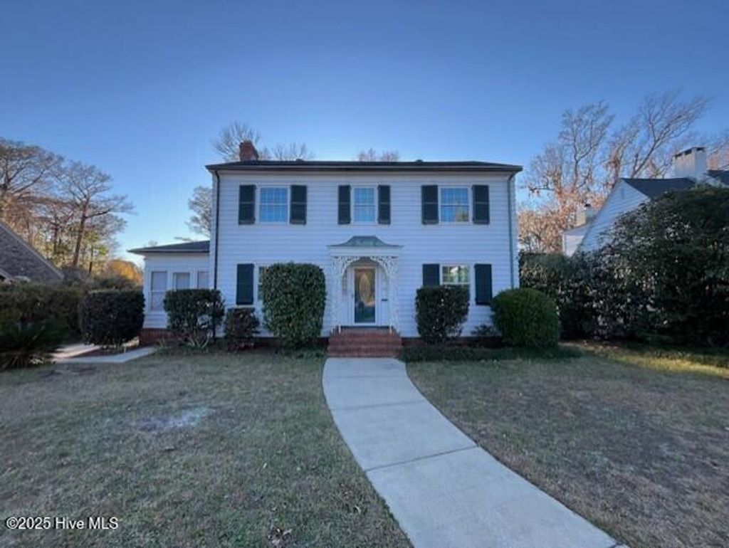 Photo of 418 Forest Hills Drive, Wilmington, NC 28403 (MLS # 100544999)