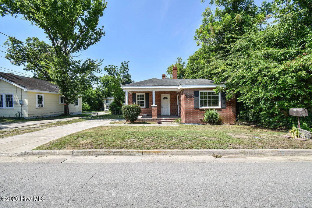 2015 Olive Road