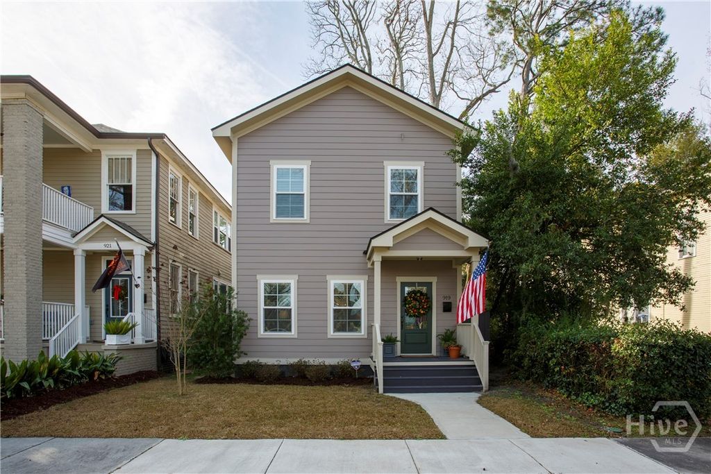 Photo of 919 E Waldburg Street, Savannah, GA 31401 (MLS # SA347399)