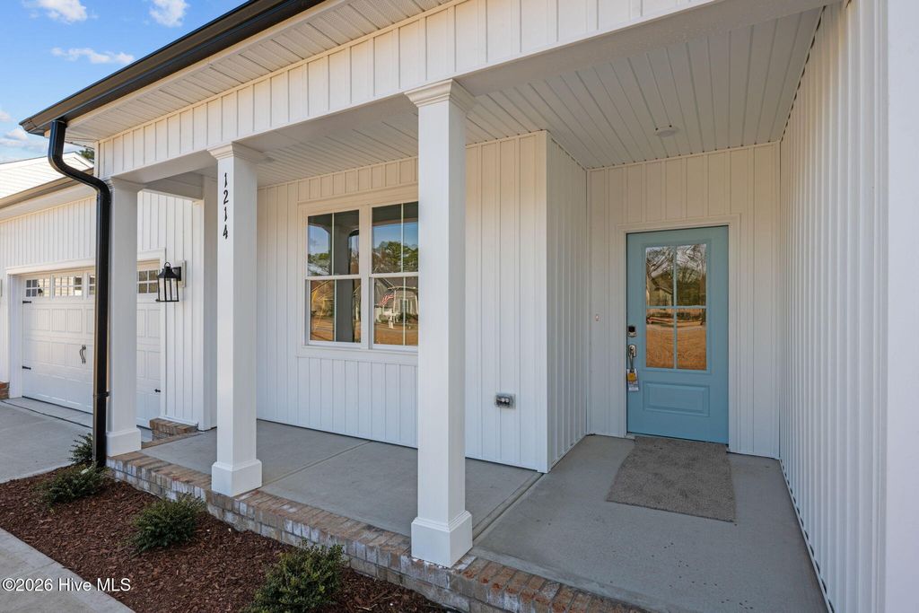 Photo of 1214 Petite Terre Court, New Bern, NC 28560 (MLS # 100553211)