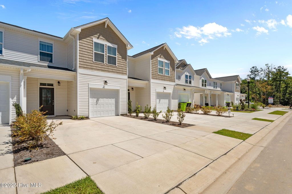 Photo of 5077 Northstar Drive, Leland, NC 28451 (MLS # 100527682)