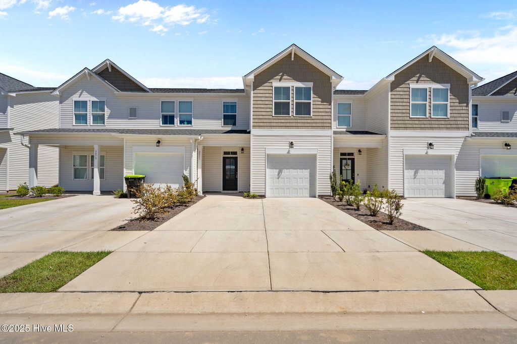 Photo of 5077 Northstar Drive, Leland, NC 28451 (MLS # 100527682)