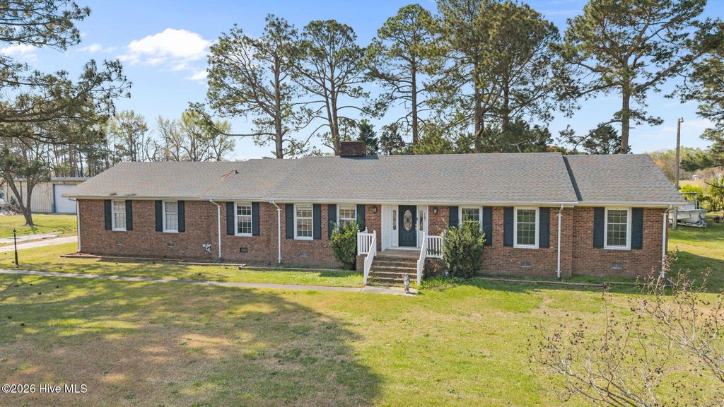 Photo of 737 Pocosin Road, Winterville, NC 28590 (MLS # 100562622)