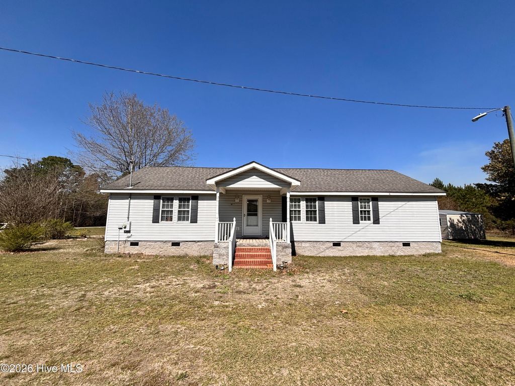 Photo of 10335 Garland Highway, Clinton, NC 28328 (MLS # 100561671)