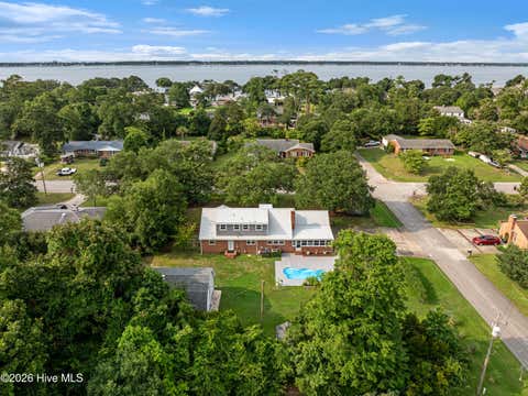Homes For Sale - 5010 Midyette Avenue<br/> Morehead City, NC 28557