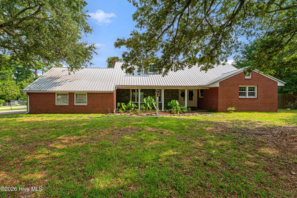 Photo of 5010 Midyette Avenue, Morehead City, NC 28557 (MLS # 100595665)