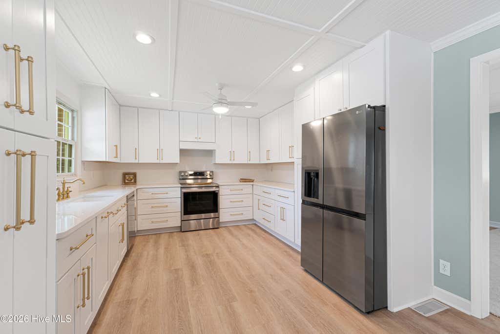 Photo of 5010 Midyette Avenue, Morehead City, NC 28557 (MLS # 100595665)