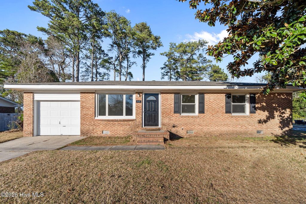Photo of 117 Sheffield Road, Jacksonville, NC 28546 (MLS # 100548800)