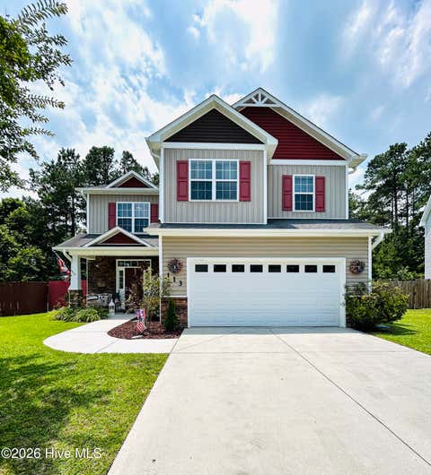 Homes For Sale - 113 Ironwood Court<br/> Jacksonville, NC 28546