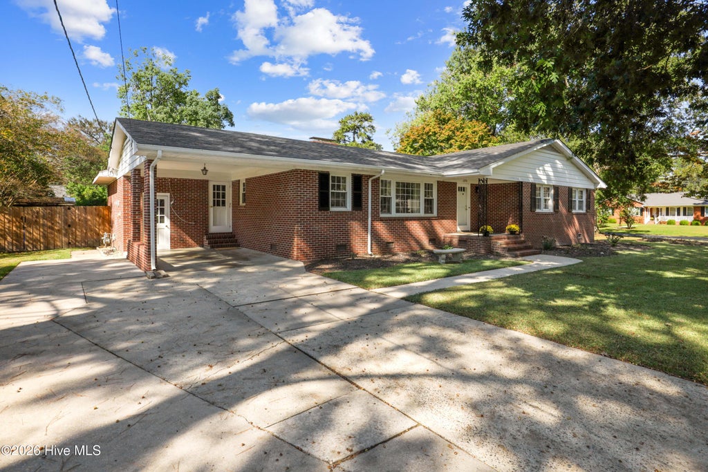 Photo of 2206 Stanton Road, Kinston, NC 28504 (MLS # 100611355)