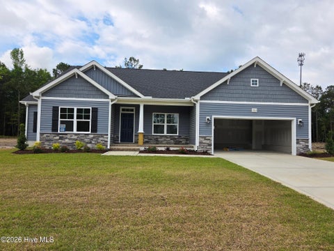 Homes For Sale - 2914 Loch Court<br/> Pitt County, Grimesland, NC 27837