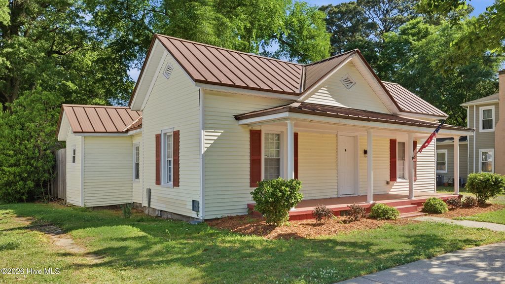 Photo of 465 Third Street, Ayden, NC 28513 (MLS # 100568623)