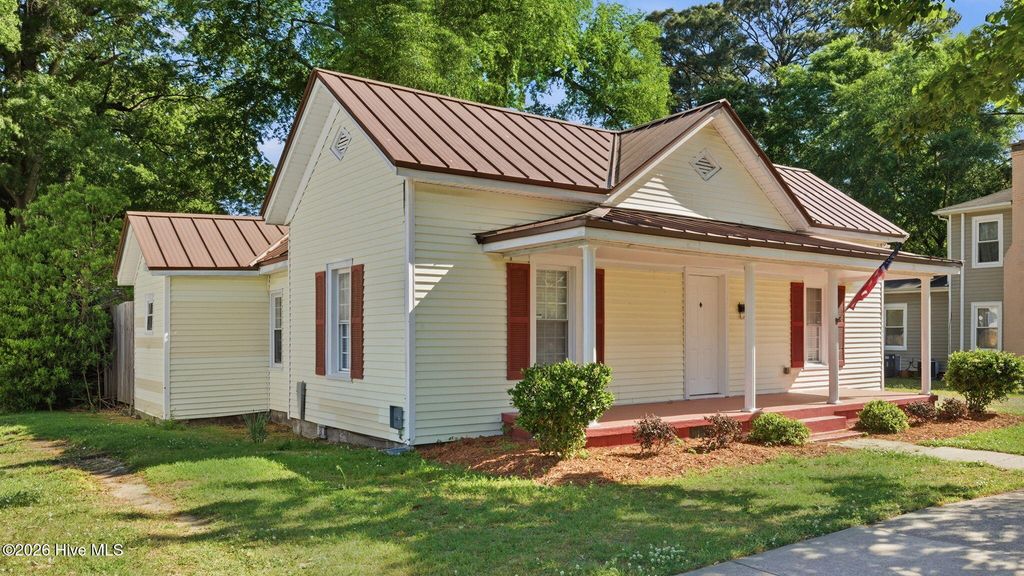 Photo of 465 Third Street, Ayden, NC 28513 (MLS # 100568623)