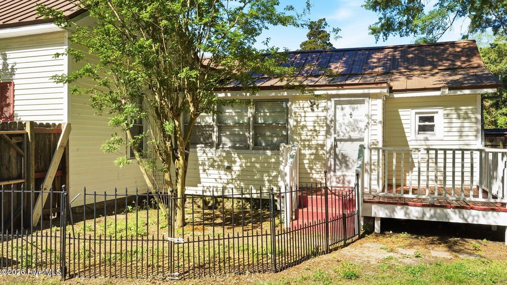 Photo of 465 Third Street, Ayden, NC 28513 (MLS # 100568623)