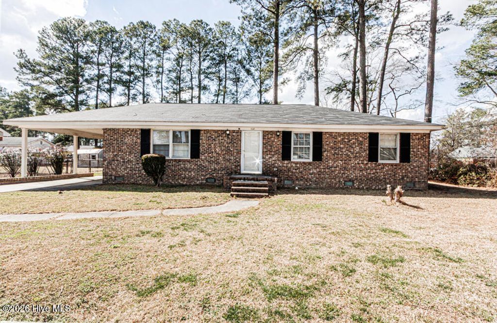 Photo of 108 S Moring Avenue, Rocky Mount, NC 27801 (MLS # 100558782)