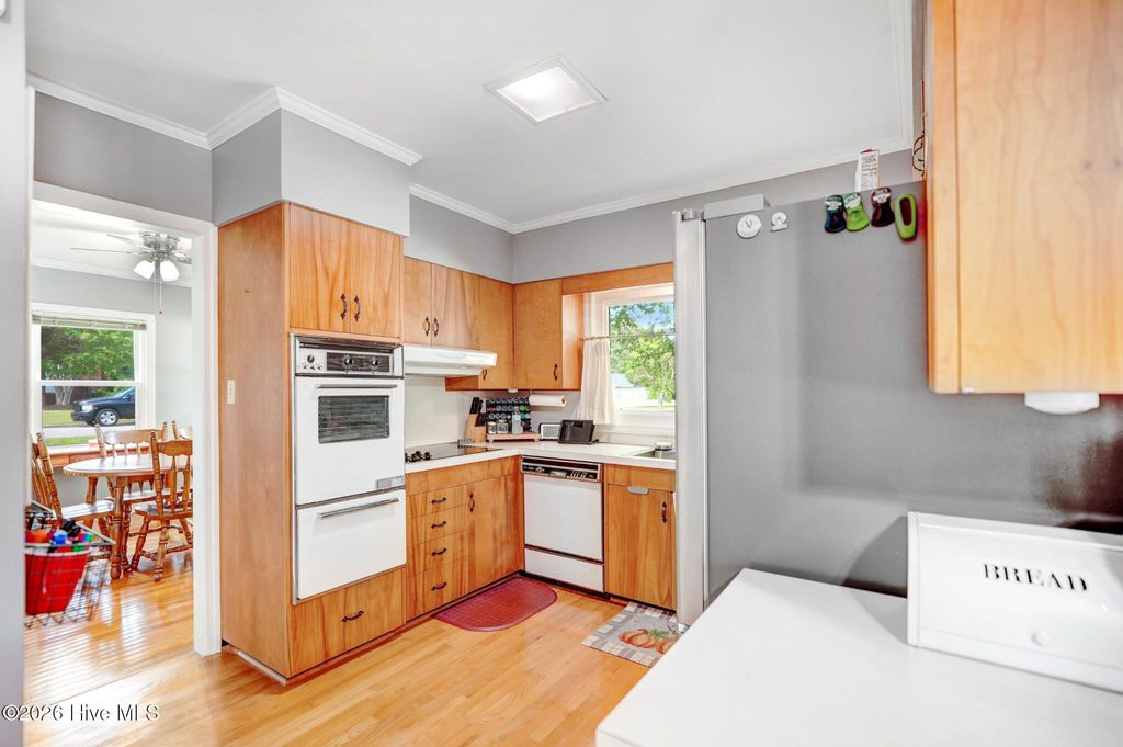 Photo of 1000 Westminster Lane, Kinston, NC 28501 (MLS # 100572043)
