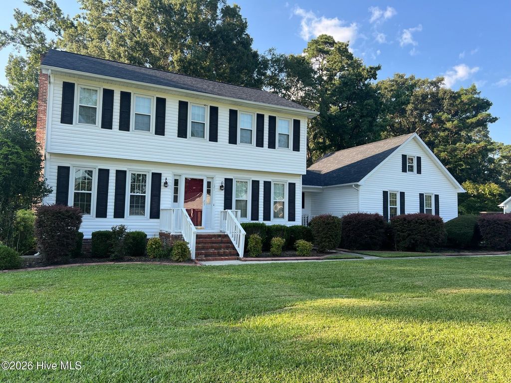 Photo of 121 Kemberly Court, Jacksonville, NC 28540 (MLS # 100547848)