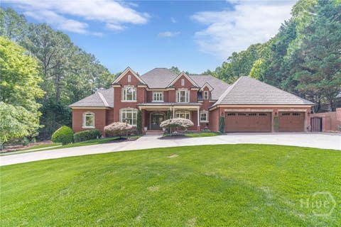 Homes For Sale - 2431 Rabbit Farm Circle<br/> Loganville, GA 30052