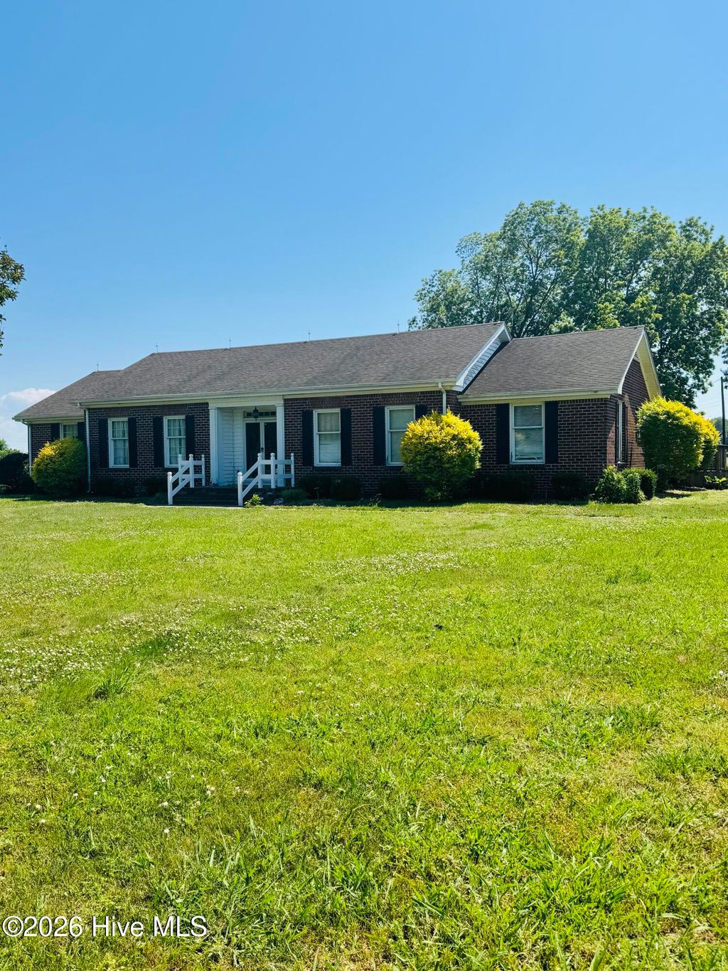 Photo of 1613 Weeksville Road, Elizabeth City, NC 27909 (MLS # 100575730)