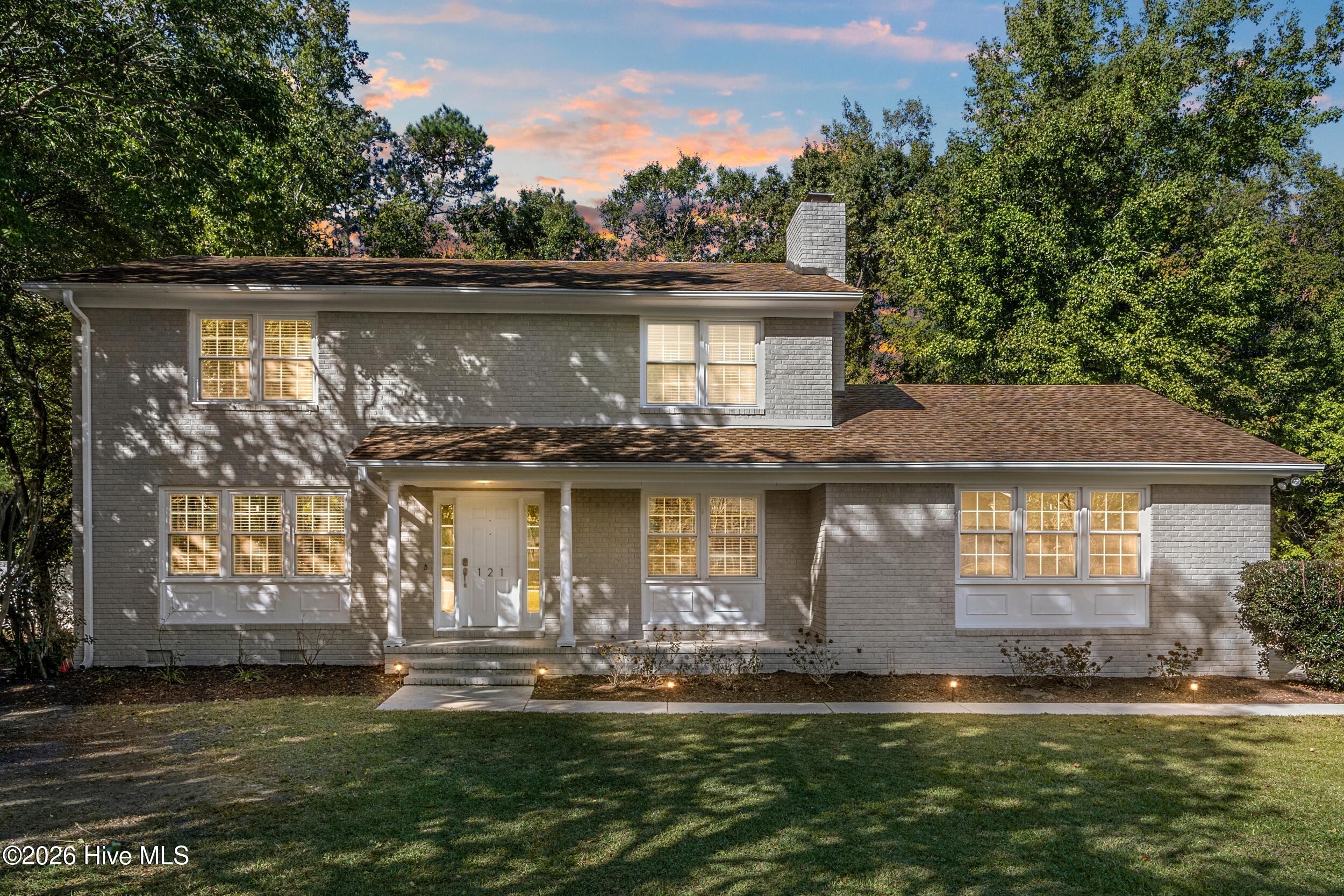 121 Chelsea Lane