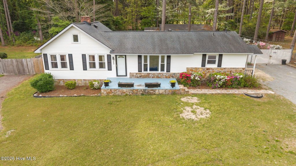 Photo of 1335 N Ridge Street, Southern Pines, NC 28387 (MLS # 100565877)