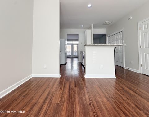 Tiny photo for 5813 Wrightsville Avenue #Apt 172, Wilmington, NC 28403 (MLS # 100565370)