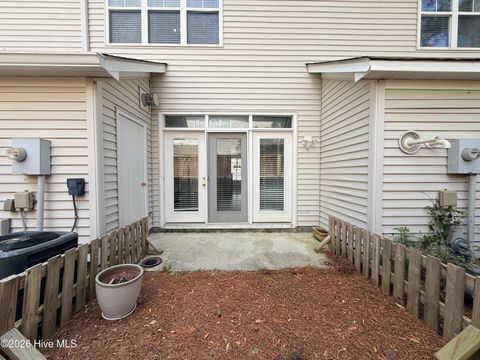 Tiny photo for 5813 Wrightsville Avenue #Apt 172, Wilmington, NC 28403 (MLS # 100565370)