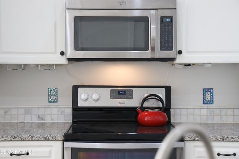 Tiny photo for 5813 Wrightsville Avenue #Apt 172, Wilmington, NC 28403 (MLS # 100565370)