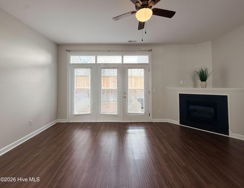 Tiny photo for 5813 Wrightsville Avenue #Apt 172, Wilmington, NC 28403 (MLS # 100565370)