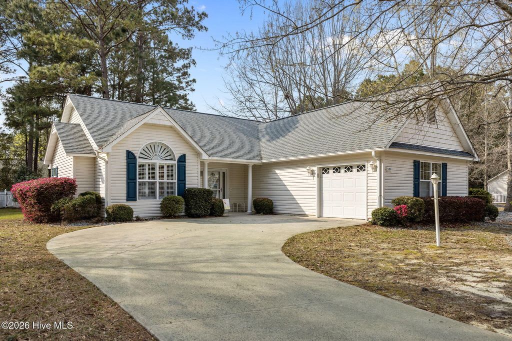 Photo of 500 Windsong S, Swansboro, NC 28584 (MLS # 100563135)
