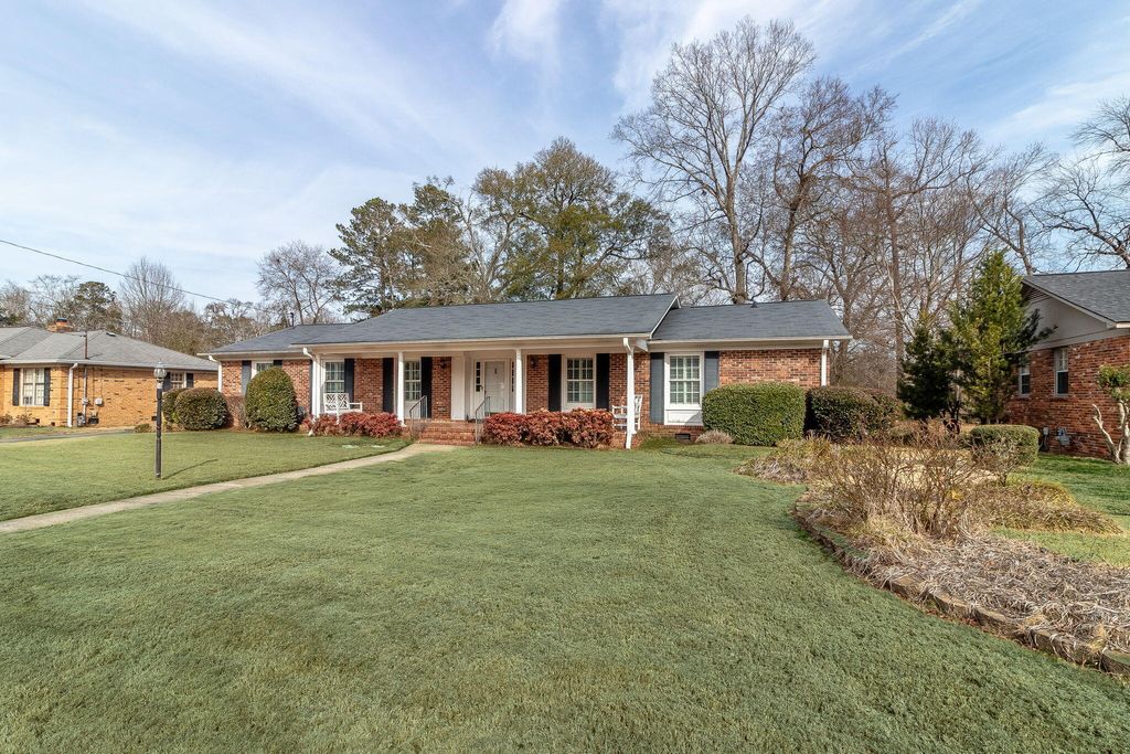 Photo of 3129 Ramsgate Road, Augusta, GA 30909 (MLS # 551436)