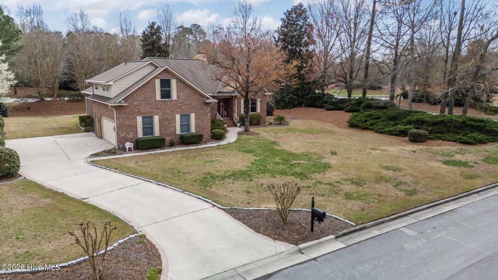 Photo of 202 Geneva Court, New Bern, NC 28562 (MLS # 100559486)
