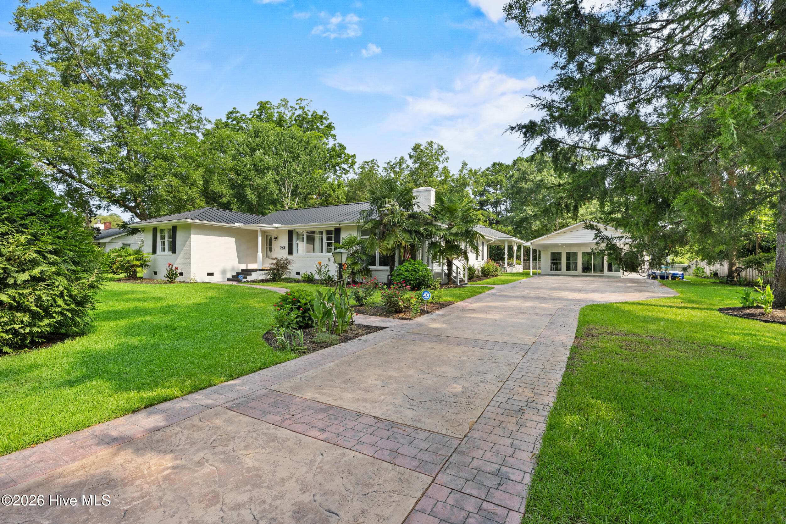 123 Laurel Drive