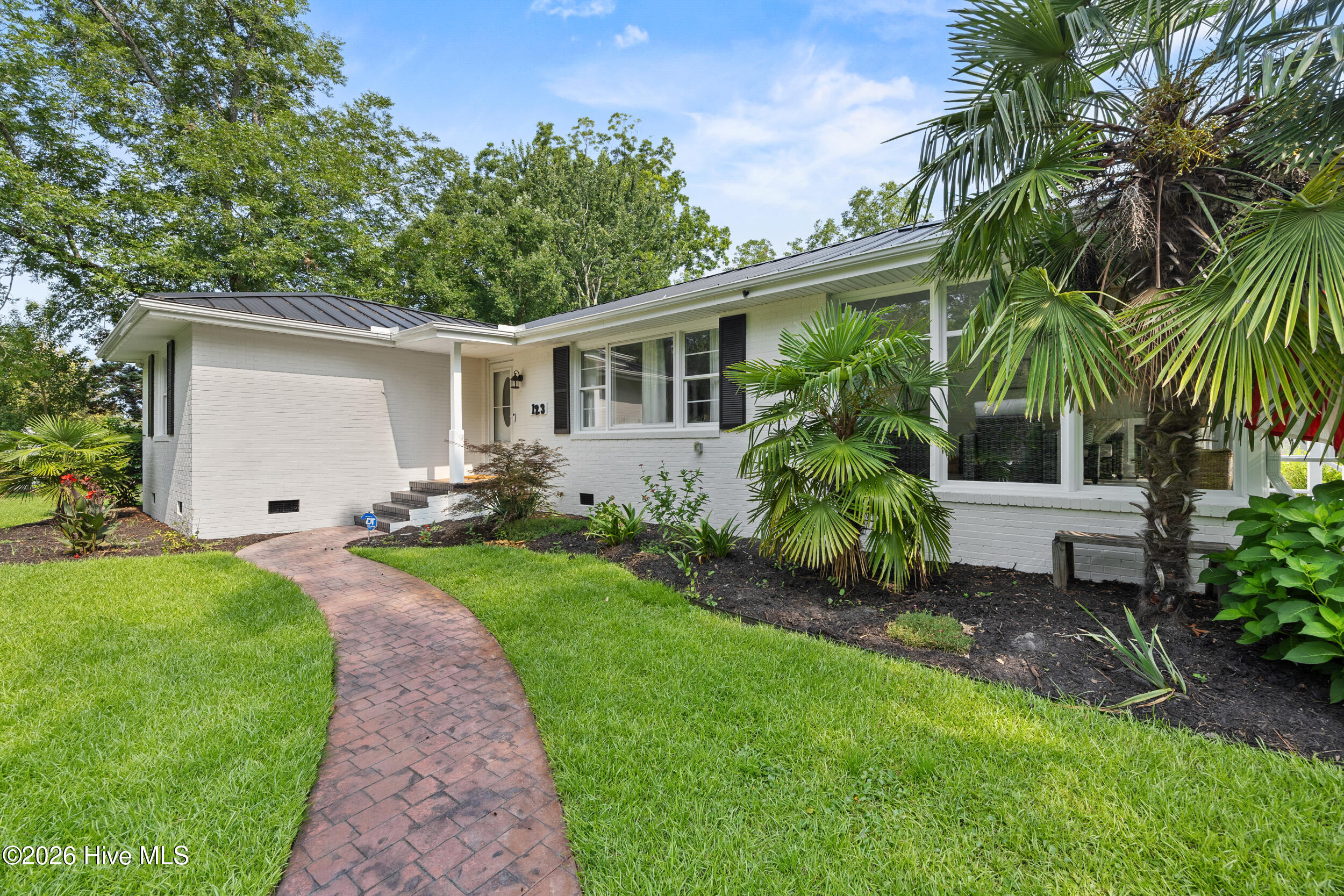 123 Laurel Drive