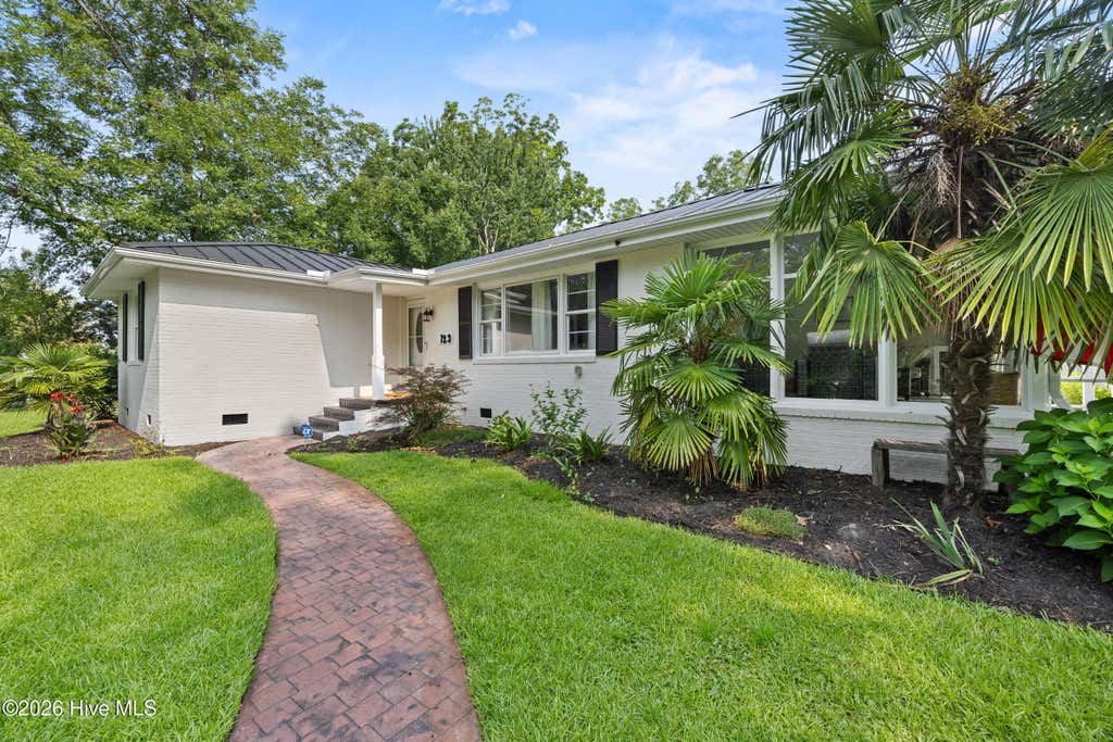 Photo of 123 Laurel Drive, Wilmington, NC 28401 (MLS # 100589884)